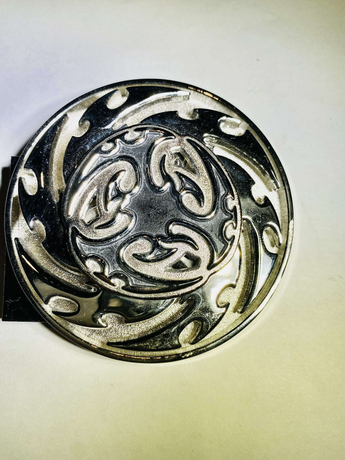 Tribal Swirl Round Belt Buckle - COLO