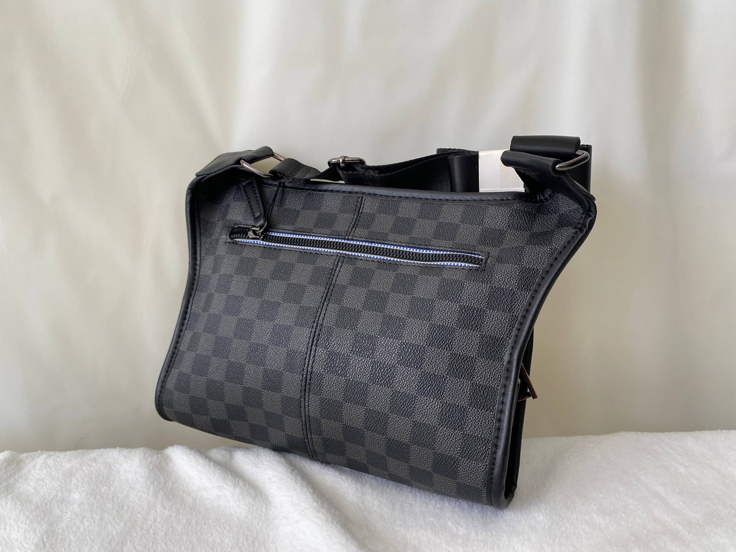Unsex Business Bag High-Quality Leather Fingerprint Lock Pouch Fashion Storage Bag Waterproof