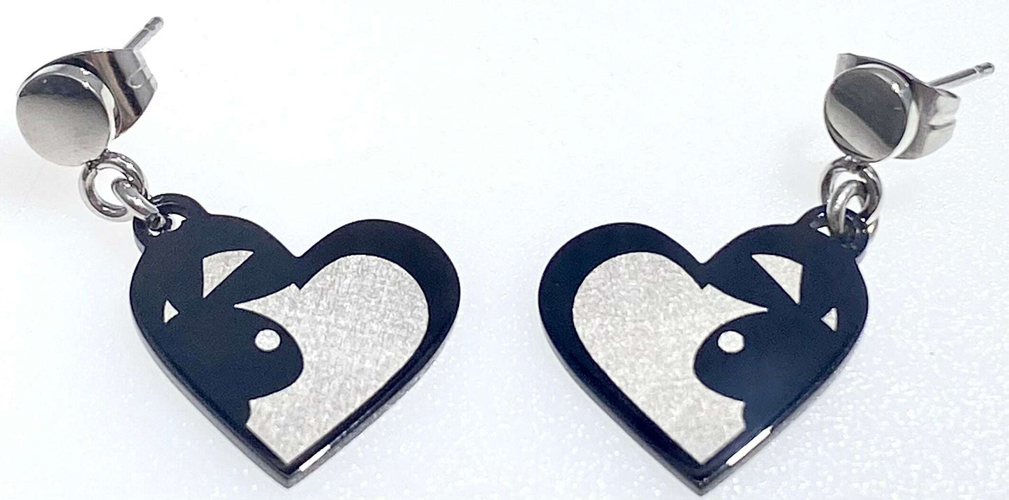 PLAYBOY DANGLING EARRING BLACK AND GRAY HEARTS - COLO
