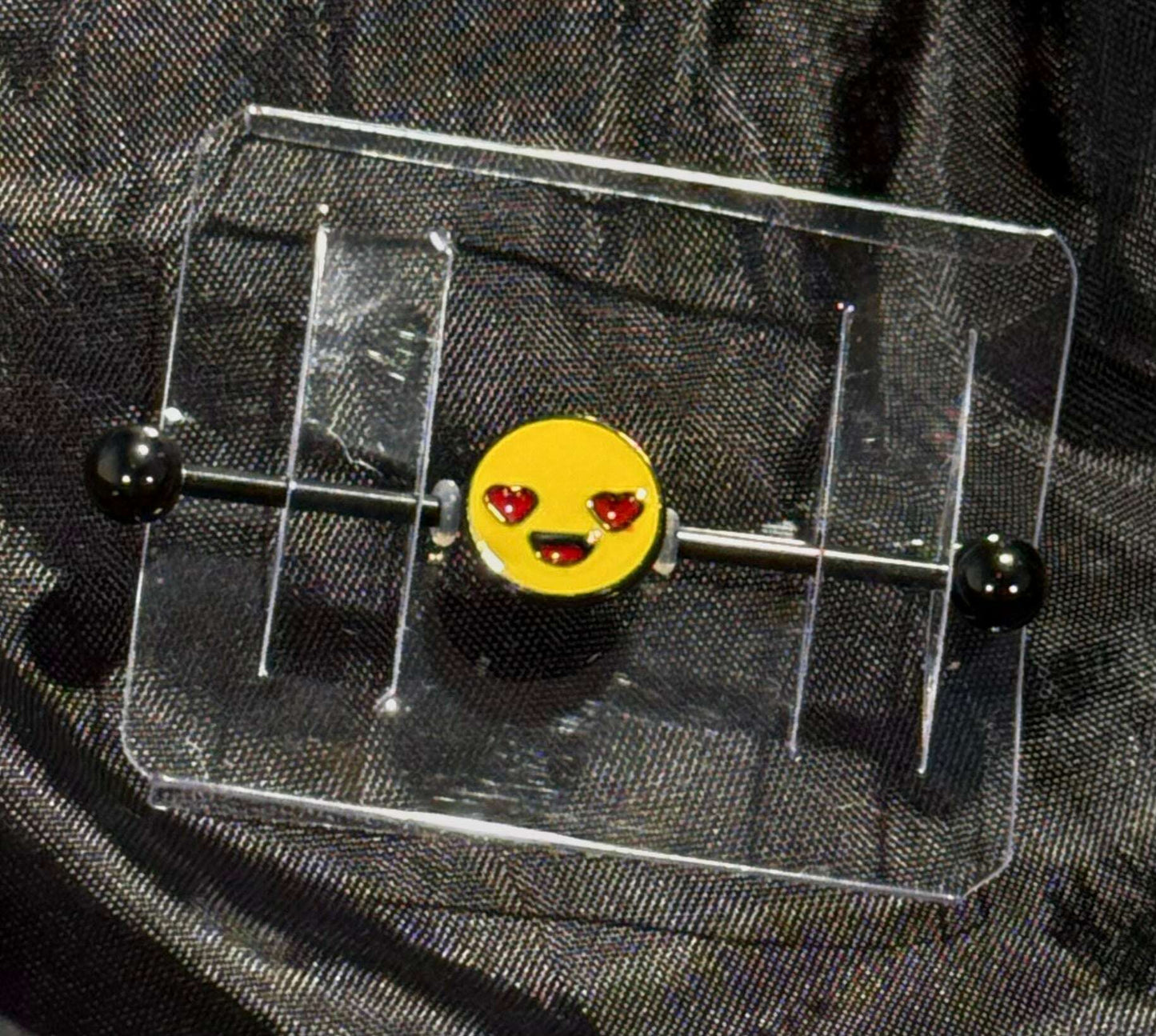 BODY JEWELRYBODY PIERCING SMILY FACE BLACK BAR - COLO