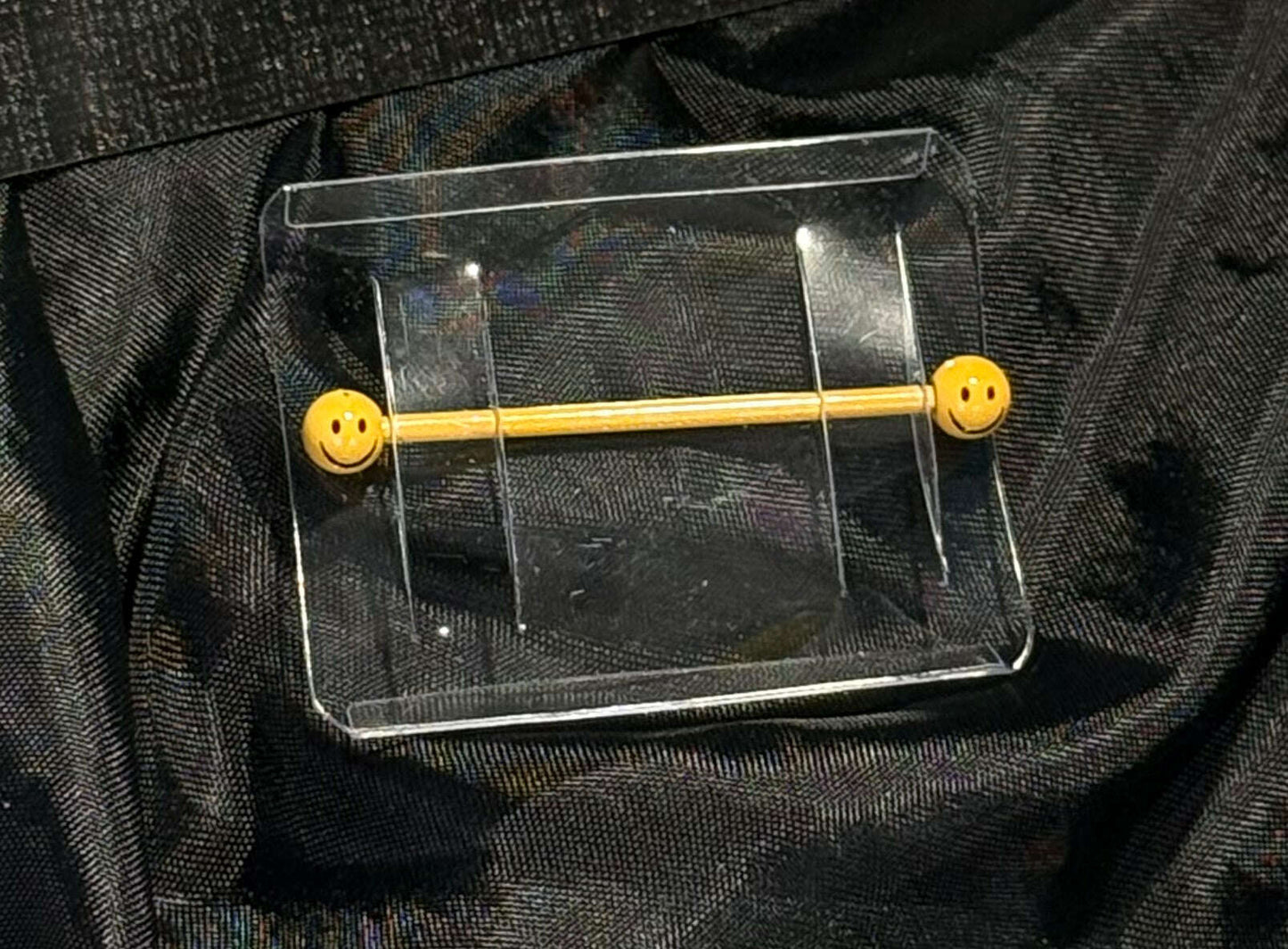 BODY JEWELRY SMILY YELLOW BAR - COLO