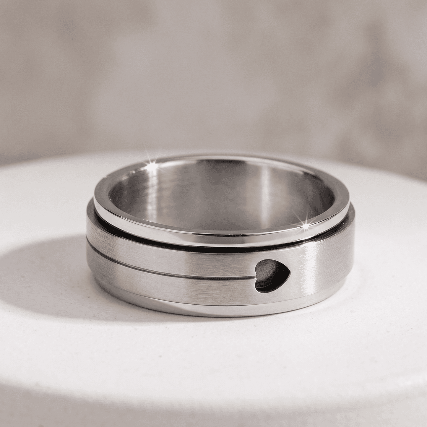 Stainless Steel SHOTTING ARROW HEART w/BLACK INLAY SPINNER BAND Rings