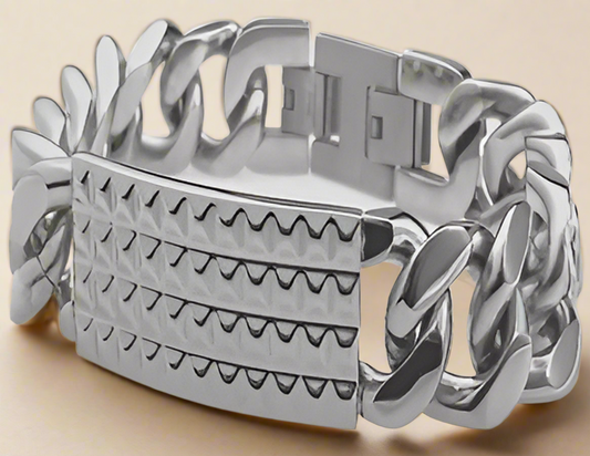 Fashion Pyramid Pattern ID Curb Link Bracelet 8.5"