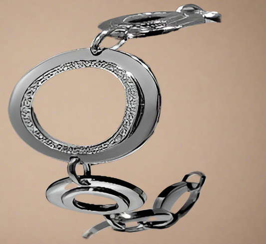 Fashion Wide O Link Bracelet with Crystal 7"