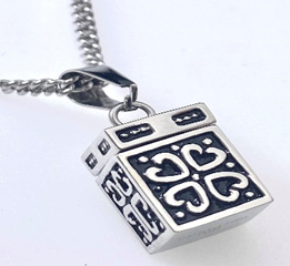 FASHION Prayer Boxwith Link Chain 24"