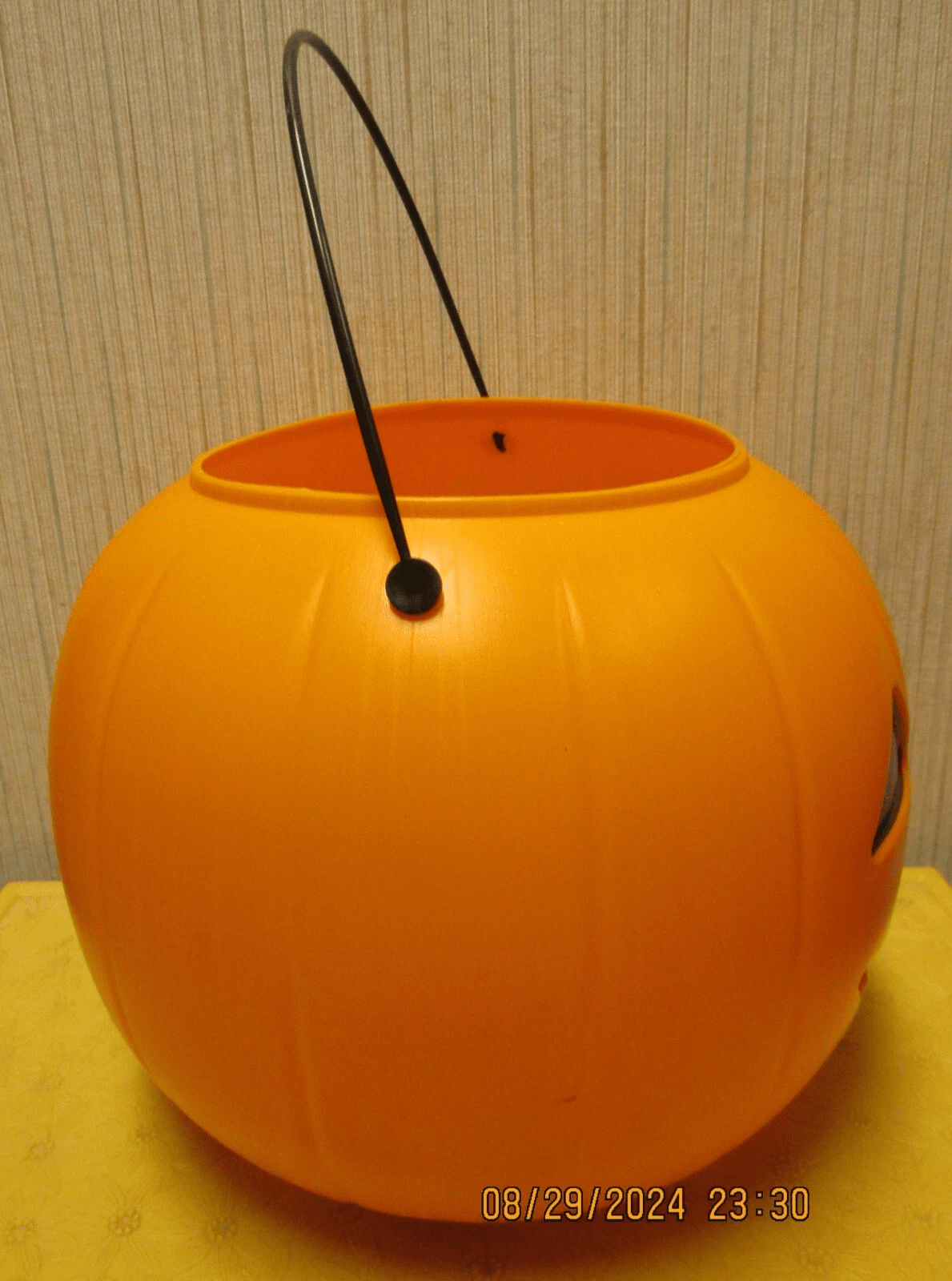 Halloween Jack-O'-Lantern Candy Bucket – Classic Orange - COLO