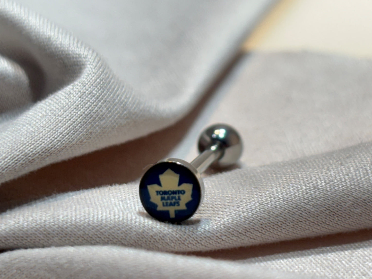 Toronto Maple Leafs NHL 3D Tongue Ring – Titanium Logo Barbell