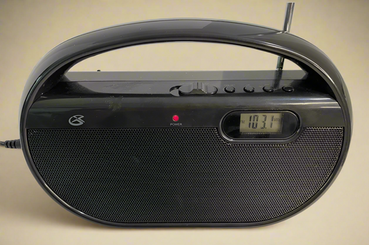 GPX R602B Portable AM/FM Radio with Digital Clock & Line-In
