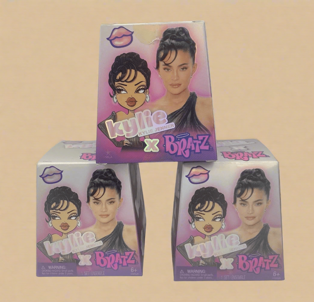 Kylie Jenner Bratz x Kardashian Doll Series – Lot of 2 (2023 Limited Edition) - COLO
