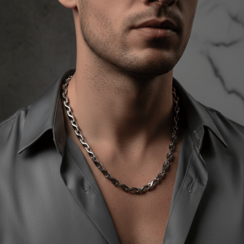 Titan Core Sculptural Silver Link Chain