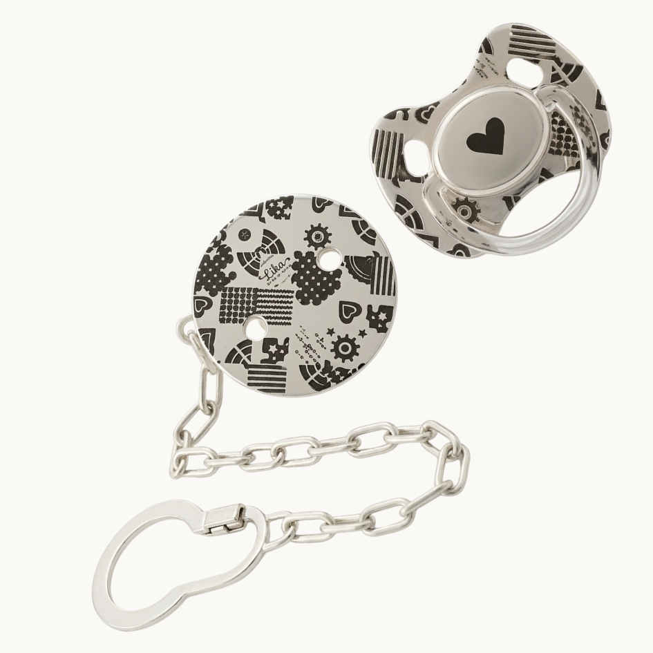 Baby Pacifier with Clip – Size L KD88807