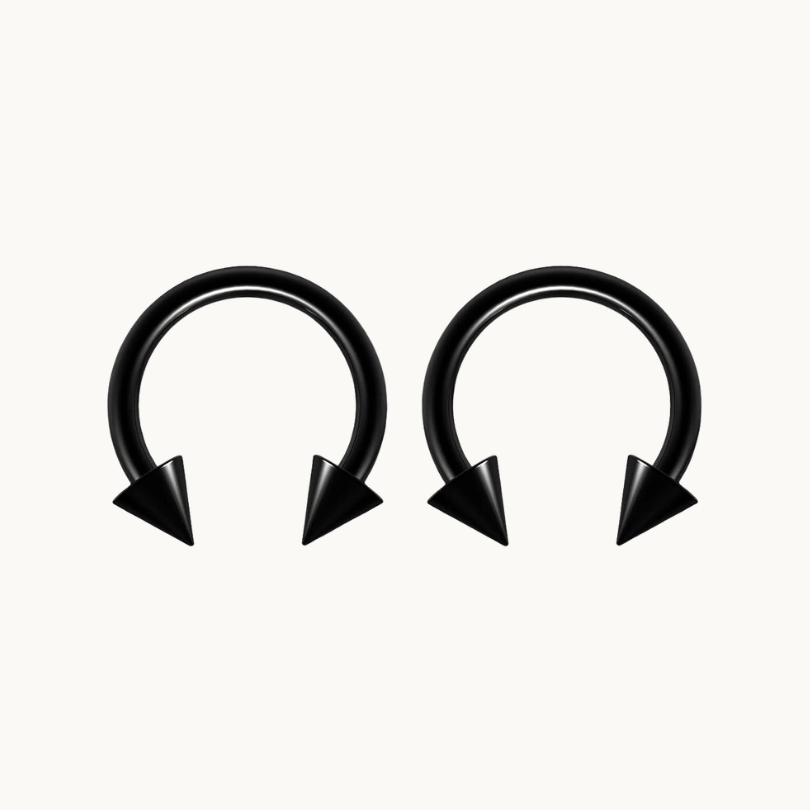 Medium Black Horseshoe Septum Cartilage Piercing