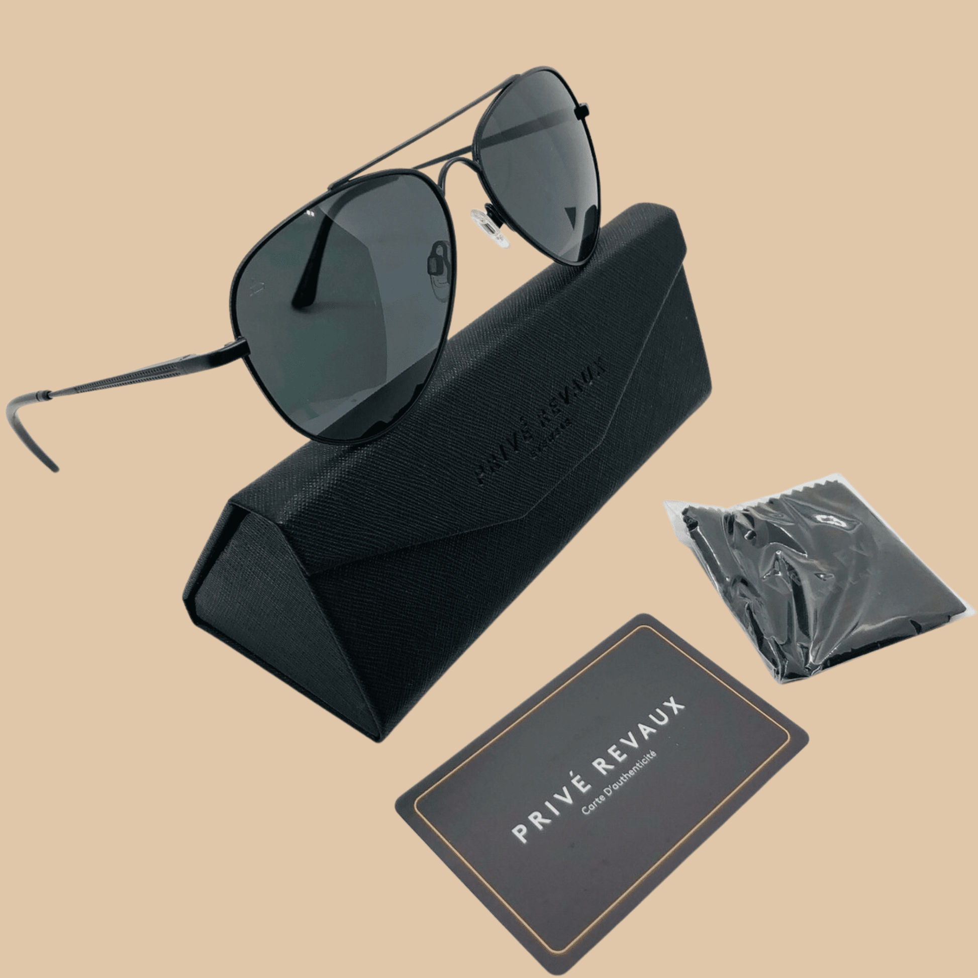 Prive Revaux The Showstopper Polarized Sunglasses Black/Black - COLO