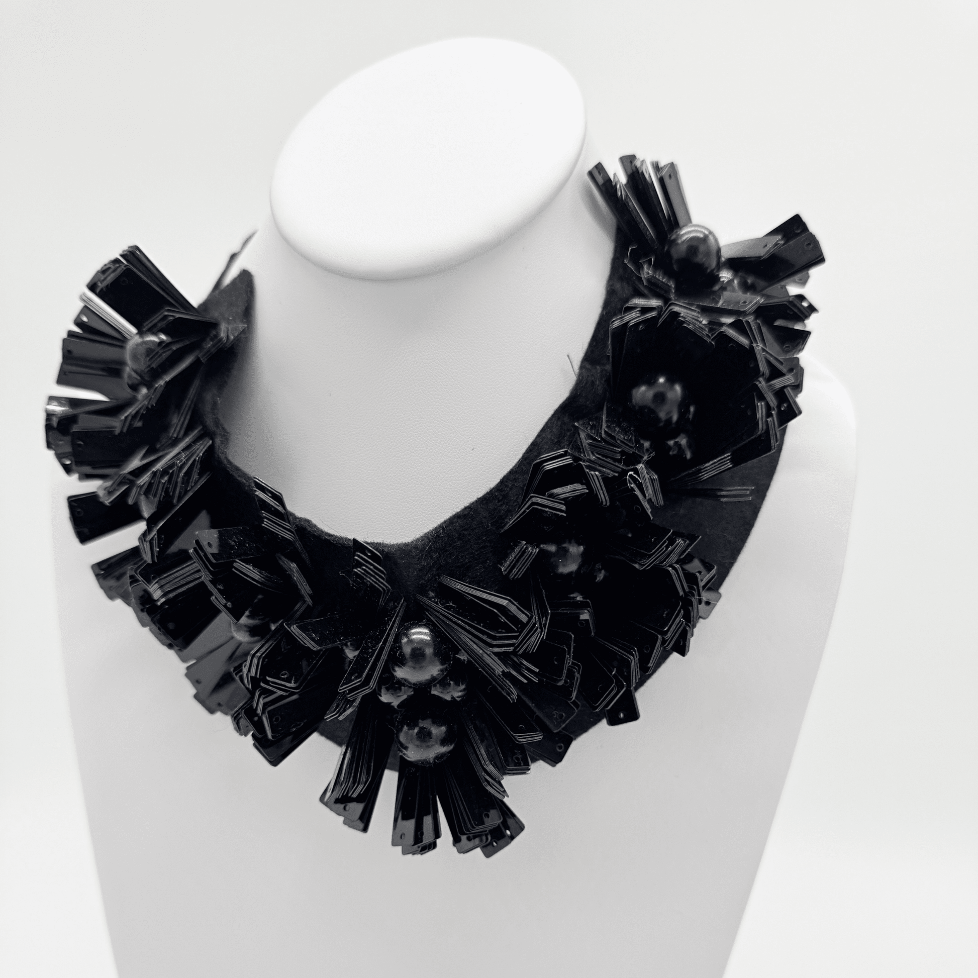 Sculpted Modern Elegance Necklace - COLO