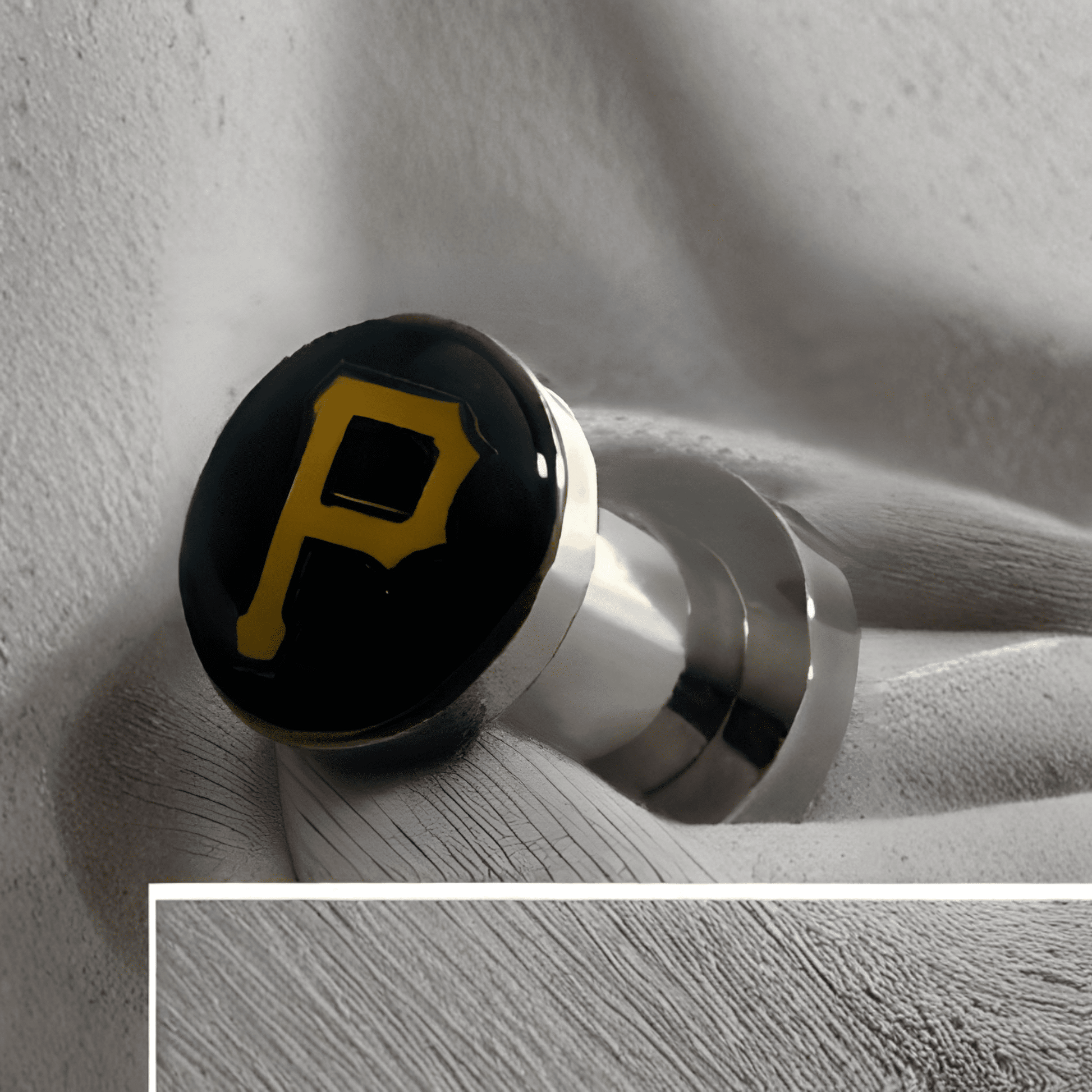 MLB Pittsburgh Pirates Screw-On Surgical Steel 2G Gauge 6mm Ear Plugs - COLO