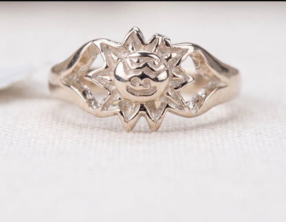 SILVER SUN FACE Toe/Midi Ring