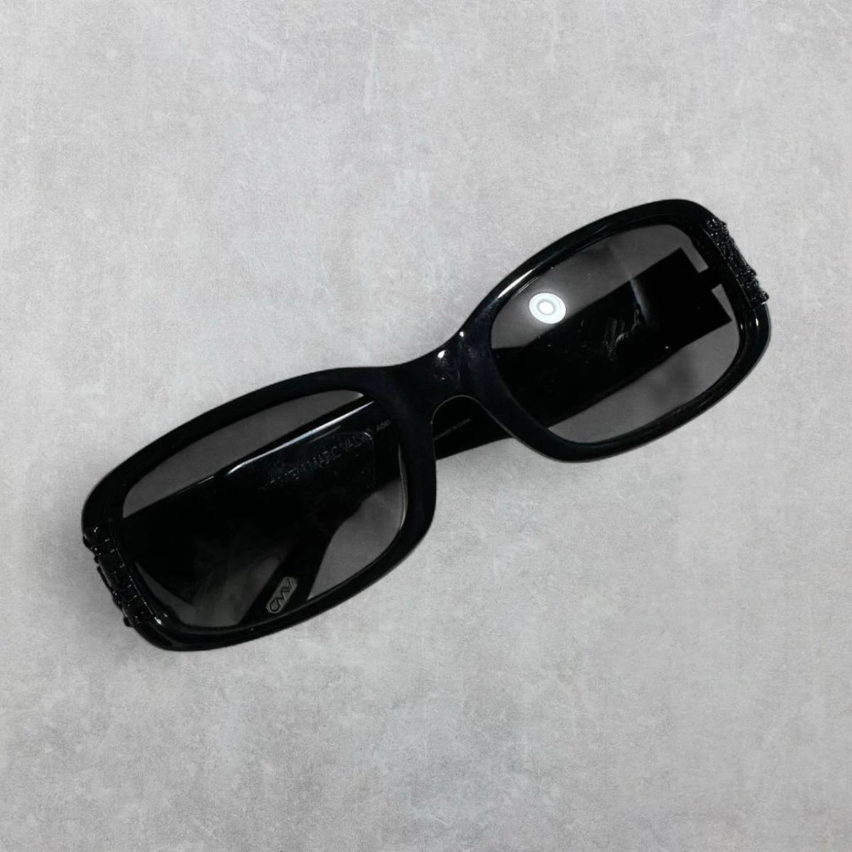 Carmen Marc Valvo Women's Black Oval Sunglasses