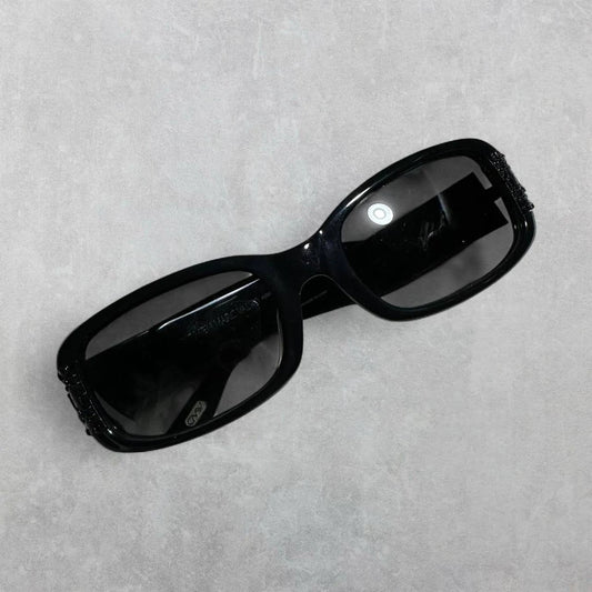 Carmen Marc Valvo Women's Black Oval Sunglasses