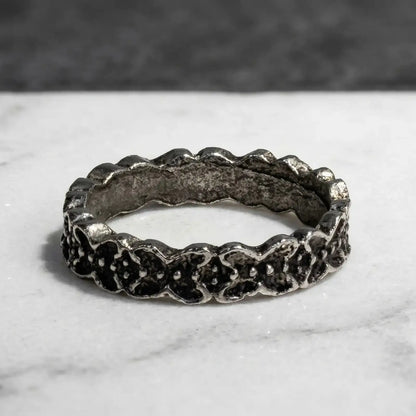 STAINLESS STEEL BLACK ANTIQUE X's and O's RING