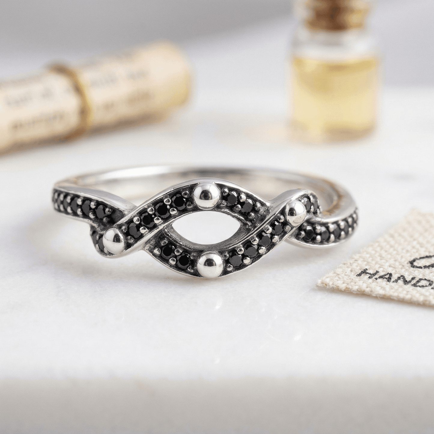 STAINLESS STEEL BLACK ANTIQUE WAVE RING