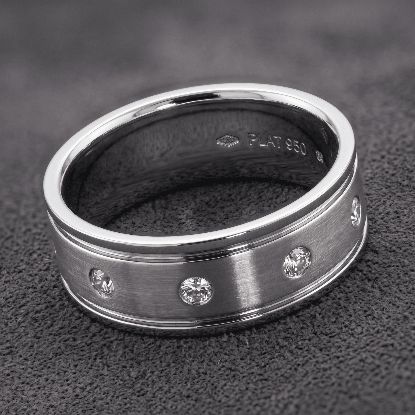 Stainless Steel MATT FINISH SILVER w/CRYSTALS Ring 10 SIZE