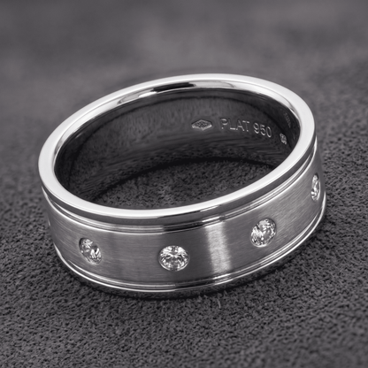 Stainless Steel MATT FINISH SILVER w/CRYSTALS Ring 10 SIZE