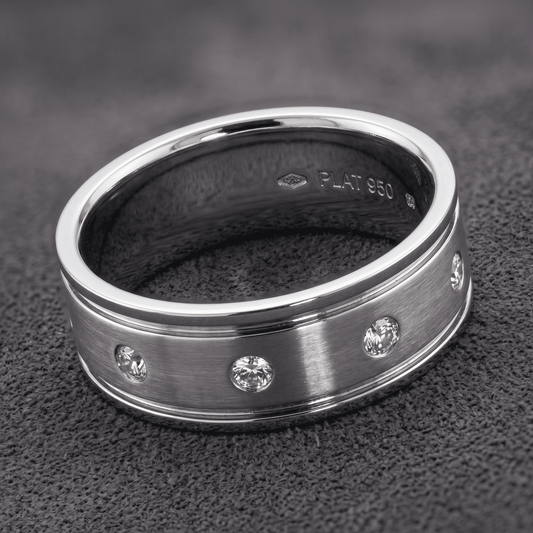 Stainless Steel MATT FINISH SILVER w/CRYSTALS Ring 10 SIZE