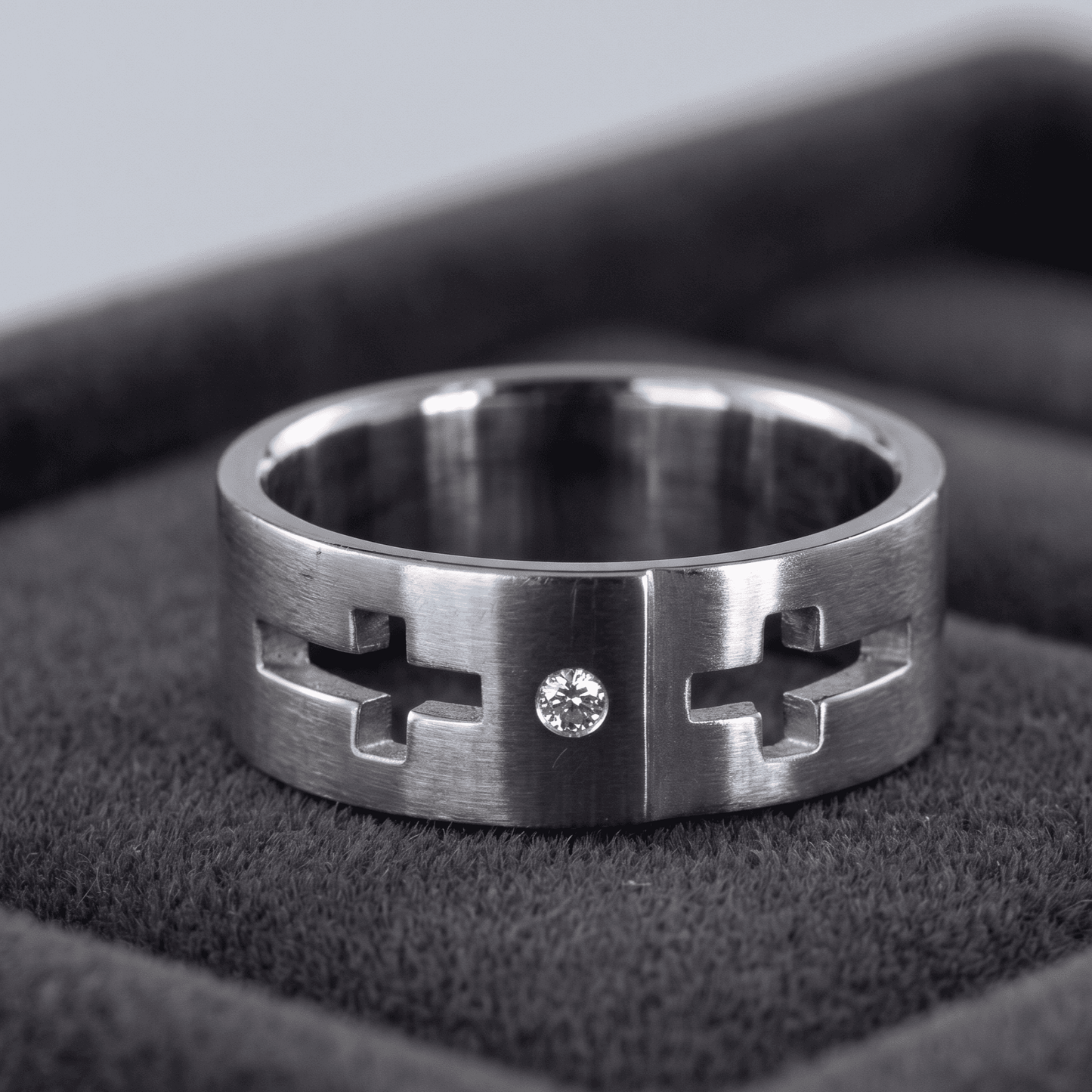 Industrial Matte Architecture & Cohesive Brilliant Accents: Premium Stainless Steel Matt Finish Silver Cross Ring & Luxury Jewelry Set (Size 12)