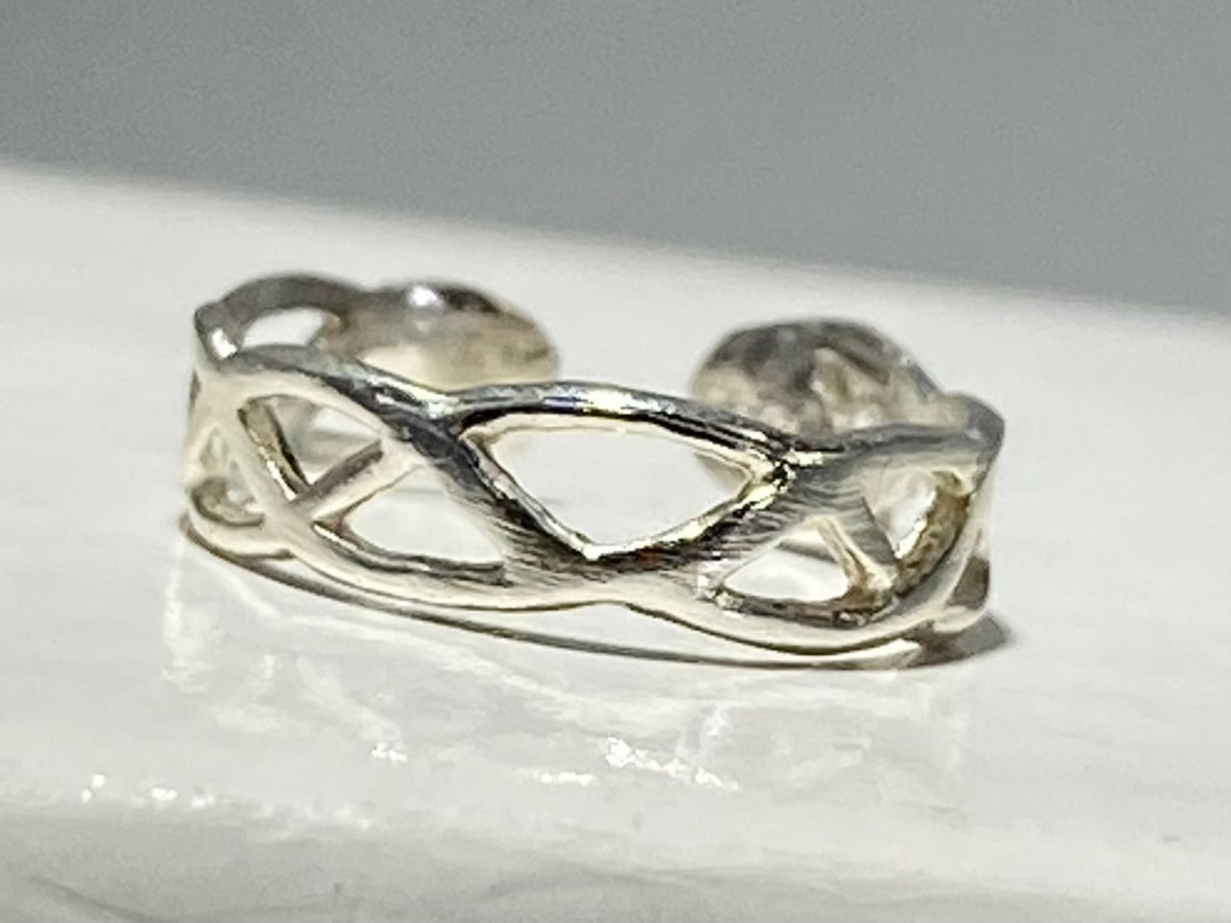 STERLING SILVER FLAT SWIRL Toe/Midi Ring