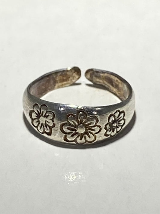 STERLING SILVER 3 FLOWER Toe/Midi Ring