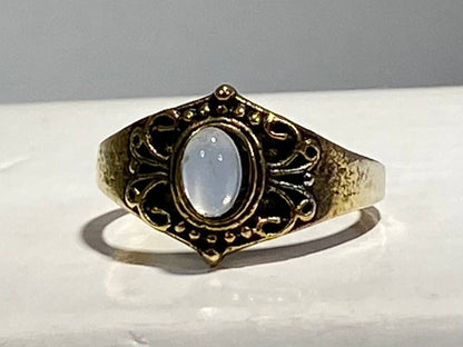 STAINLESS STEEL GOLD ANTIQUE OVAL OPAL FILAGREE RING