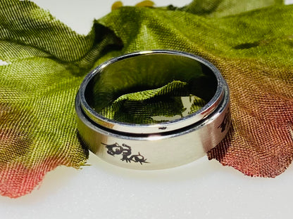 Stainless Steel Dragon Motif Motion Spinner Ring