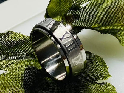 Stainless Steel Roman Numeral Motion Spinner Ring