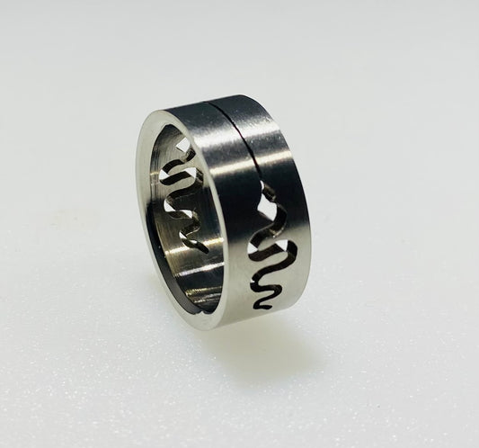 Stainless Steel Cutout Snake / Wave Motion Spinner Ring