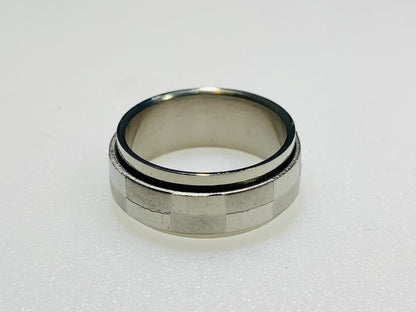 Stainless Steel Etched Checkerboard Motion Spinner Ring