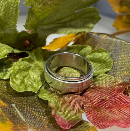 Stainless Steel Etched Checkerboard Motion Spinner Ring