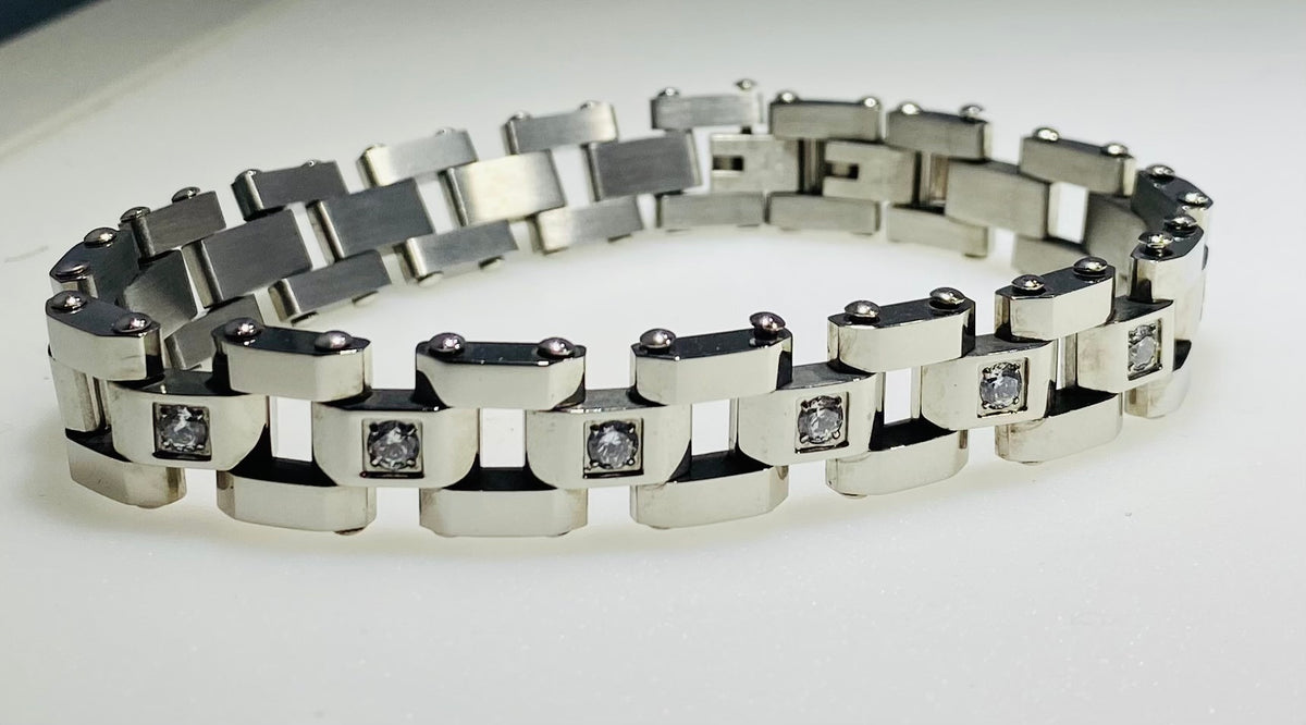 Men’s Stainless Steel Crystal Inlay Link Bracelet (8.5 Inch)