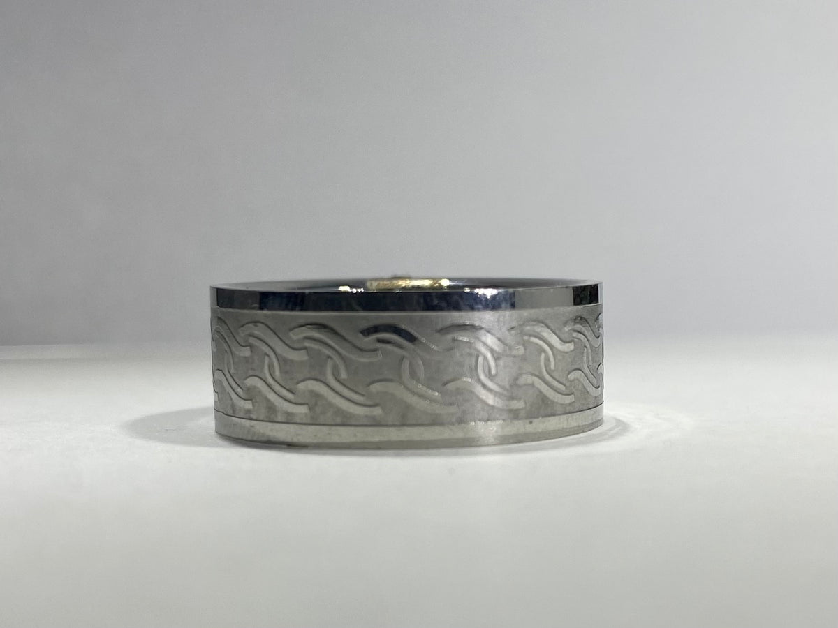 Madison Collections Engraved Wave Link Stainless Steel Band Ring