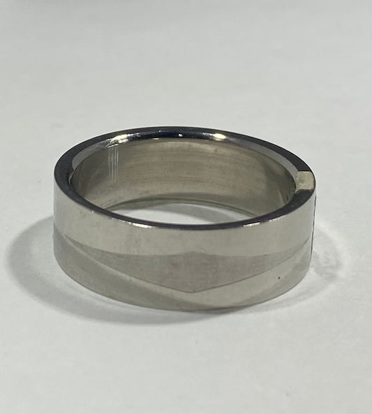 Madison Collections Stainless Steel Band Ring with Elongated Geometric Diamond Engraving