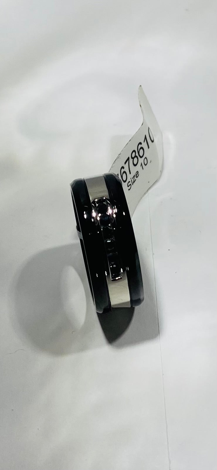Madison Collections BLACK STAINLESS STEEL RING WITH SILVER AND 6 BLACK CRYSTAL STONE 10"