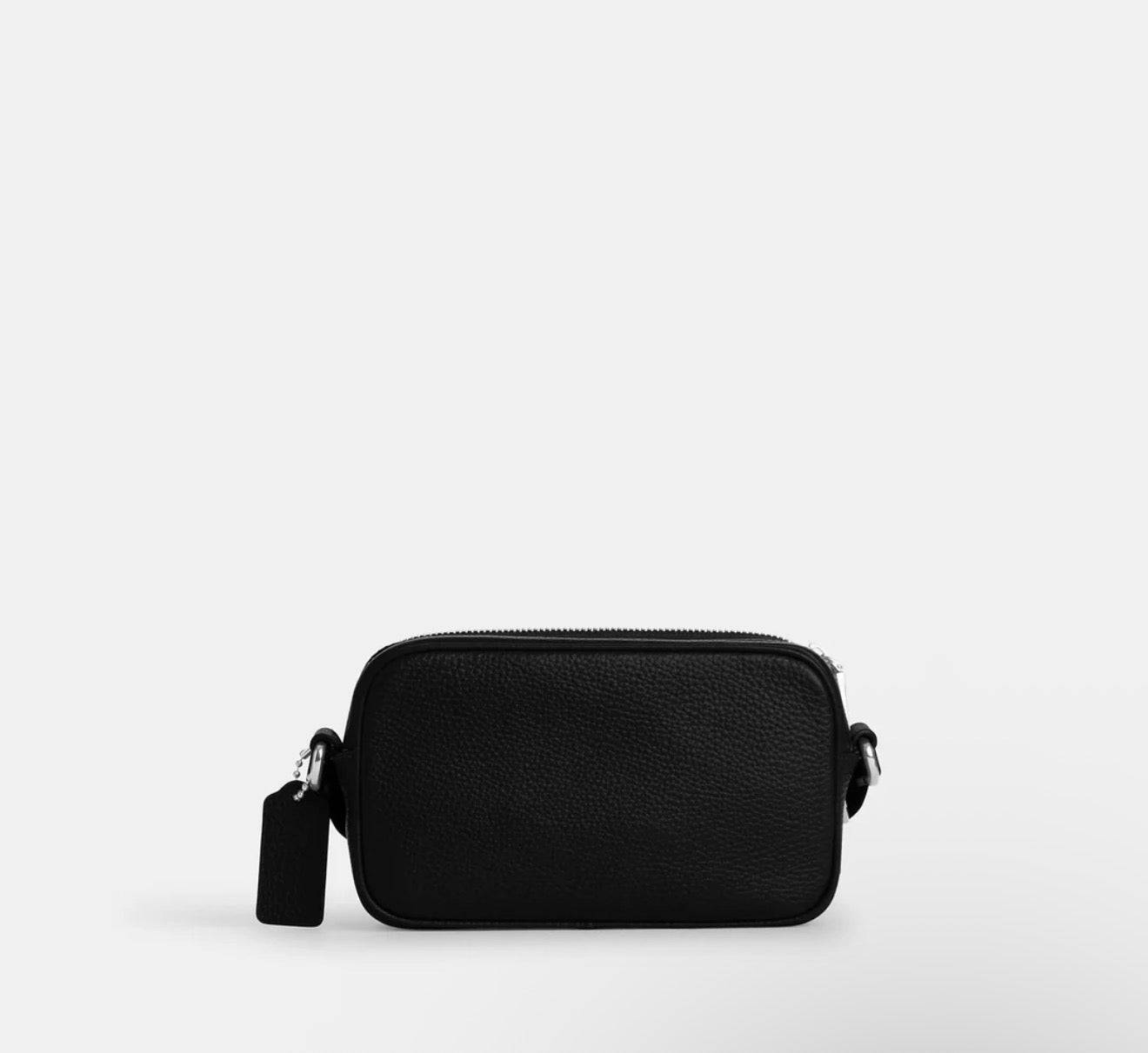 The Fipilock FL-V2 Smart Fingerprint Security Leather Wallet Handbag is an anti-theft men's clutch designed with integrated biometric security to eliminate keys and passcodes.