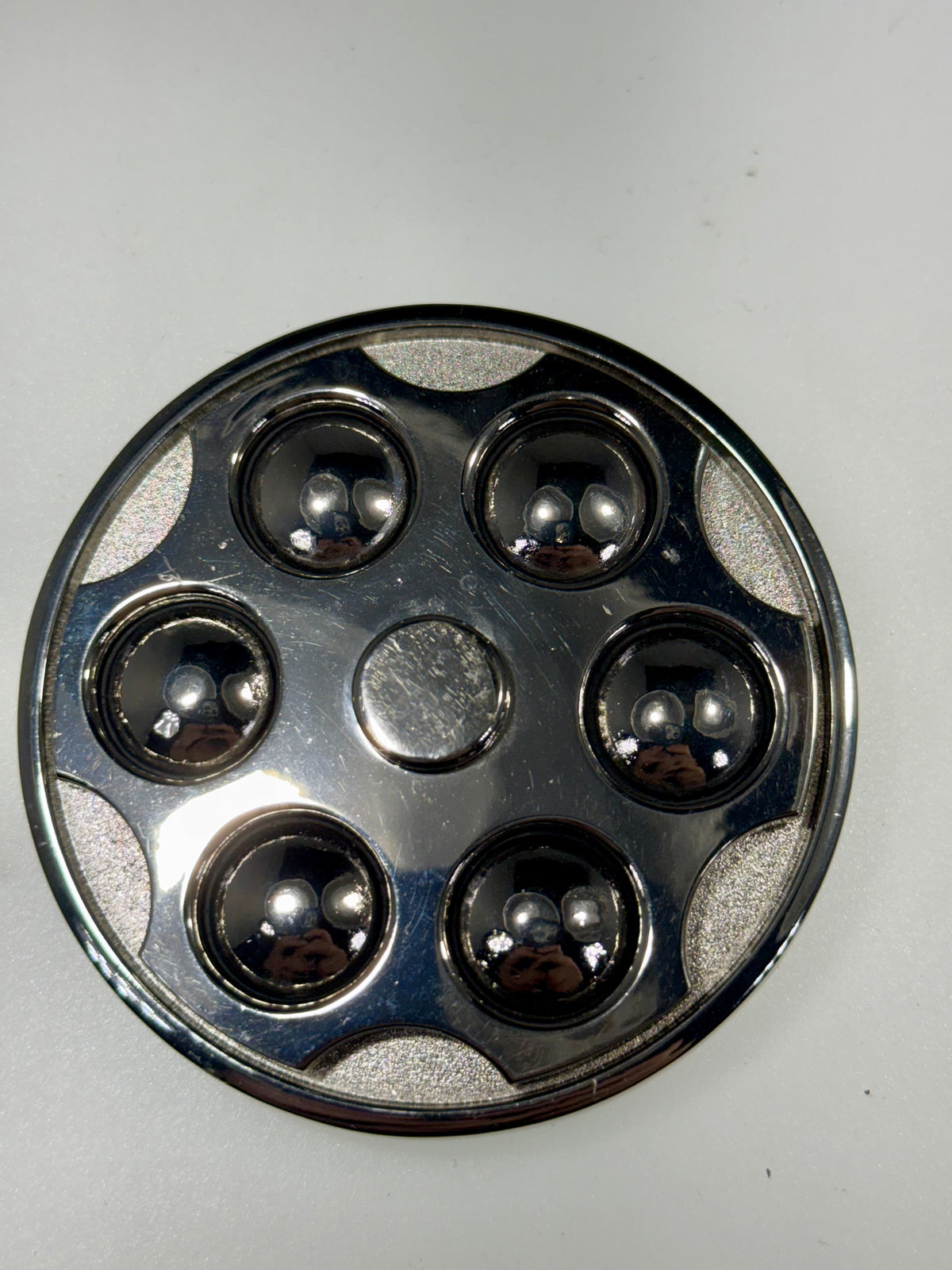 Revolver Cylinder Spinning Round Belt Buckle