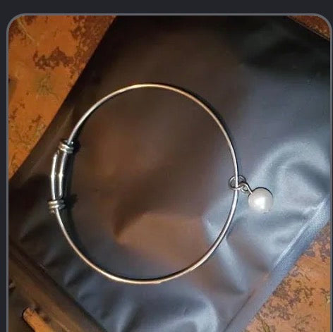 Cultured Freshwater Pearl Charm Adjustable Wire Bangle Bracelet