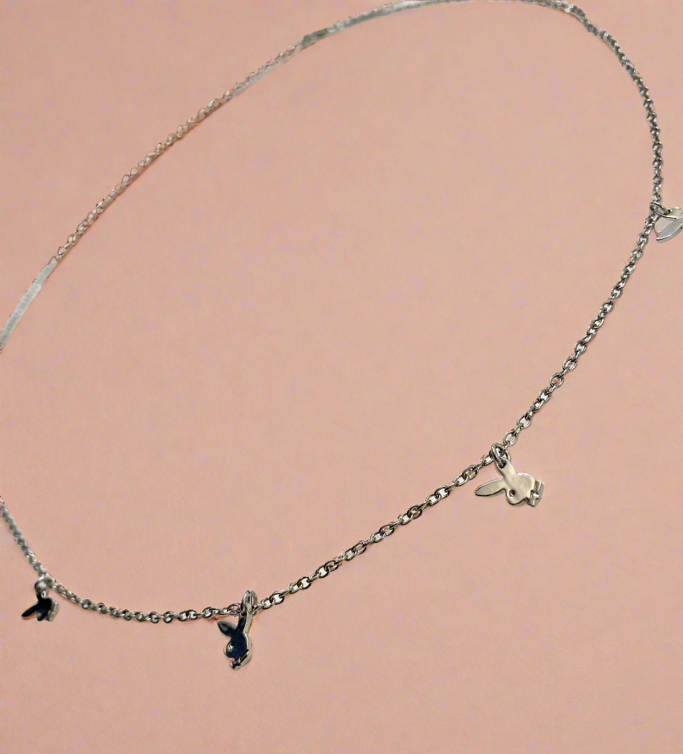 PLAYBOY ANKLE BRACELET WITH BUNNY HEADS EXTENED 10