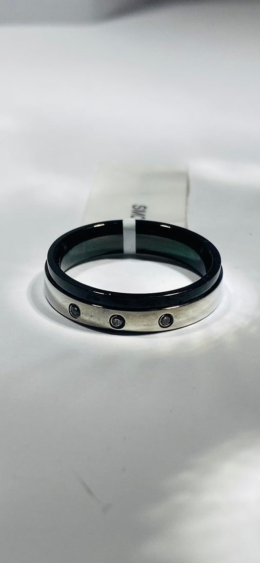 Madison Collections Men's Stainless Steel Two-Tone Ring with 3pt Genuine Diamonds &amp; Black Outer Band 8"