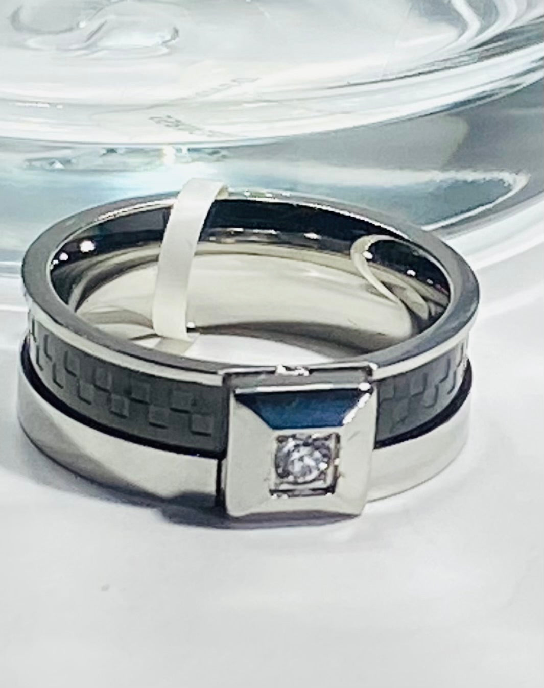 Madison Collections Women's Stainless Steel Wedding Band with Black Checkboard Inlay & Diamond Accent (Size 7)
