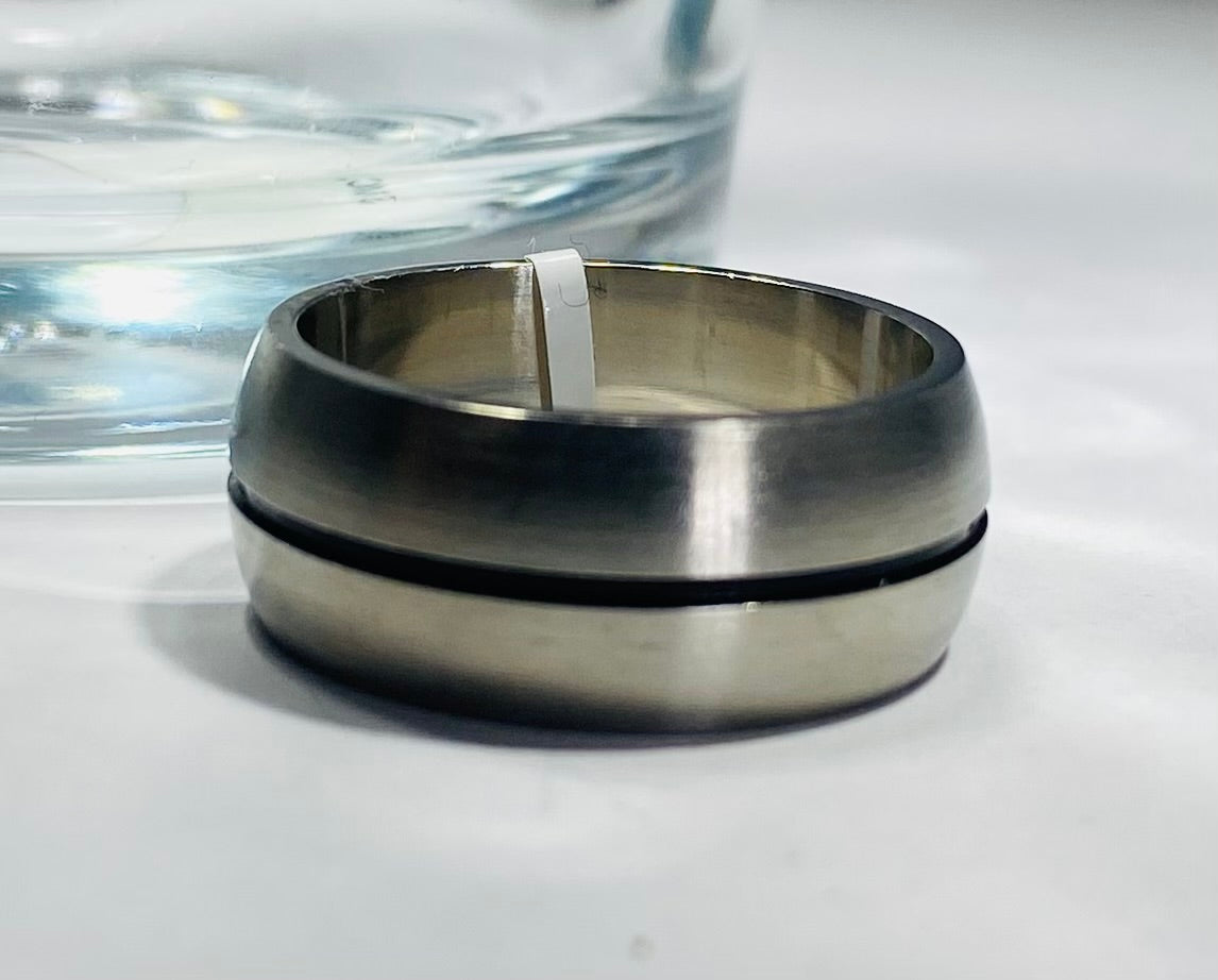 Madison Collections Stainless Steel Wedding Band with Satin Finish & Center Black Inlay Line (Size 9)
