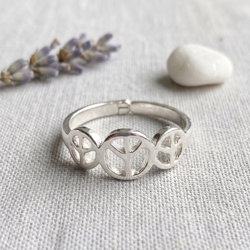 Silver 3 PEACE SIGN Toe/Midi Ring