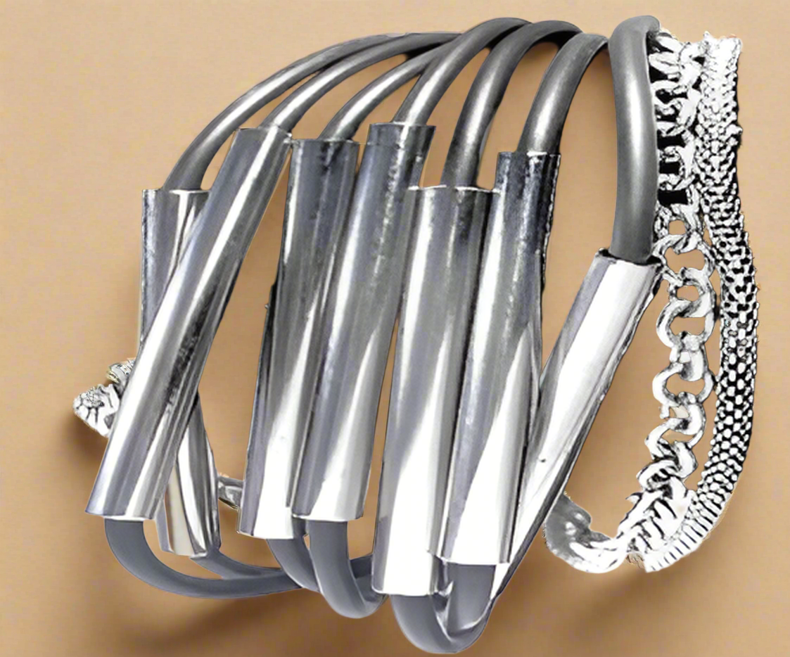 Fashion Chain and Rubber Mulit Strand Bracelet with Toggle Lock 8.5