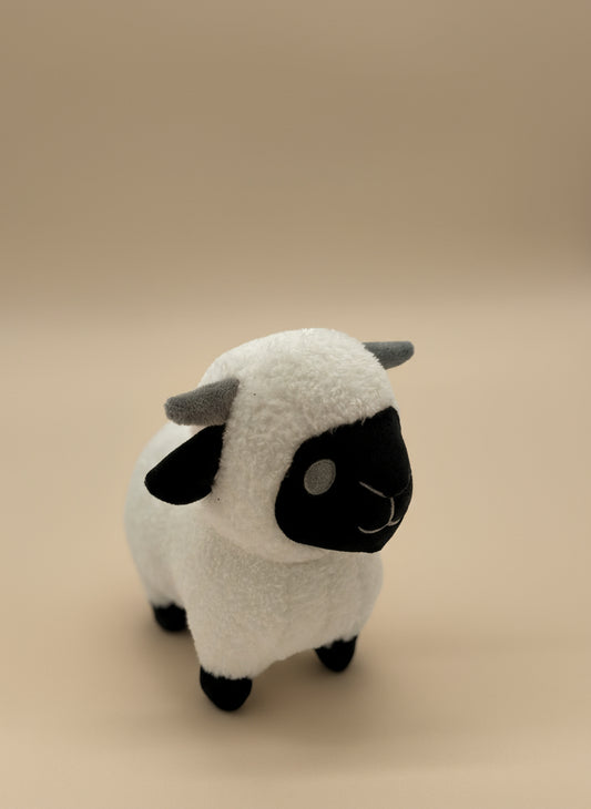 Sheep Plush Keychain Toy – Mini Stuffed Animal Gift
